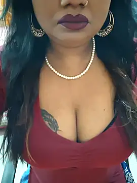 Snapshot of YR-SHIVANI chatting on 05-01-26, 05:23 YR-SHIVANI online show from 05-01-26, 05:23