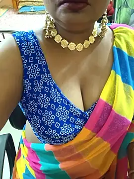 Snapshot of YR-SHIVANI chatting on 05-21-26, 05:14 YR-SHIVANI online show from 05-21-26, 05:14