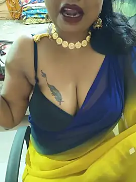 Snapshot of YR-SHIVANI chatting on 06-17-26, 05:54 YR-SHIVANI online show from 06-17-26, 05:54