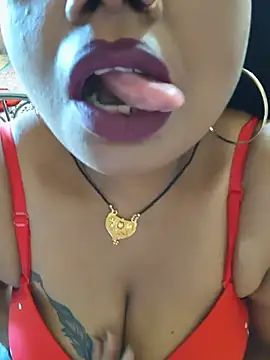 Snapshot of YR-SHIVANI chatting on 07-27-26, 07:37 YR-SHIVANI online show from 07-27-26, 07:37