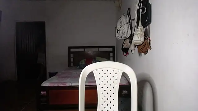 Snapshot of foxysweet09 chatting on 01-13-25, 11:38 foxysweet09 online show from 01-13-25, 11:38