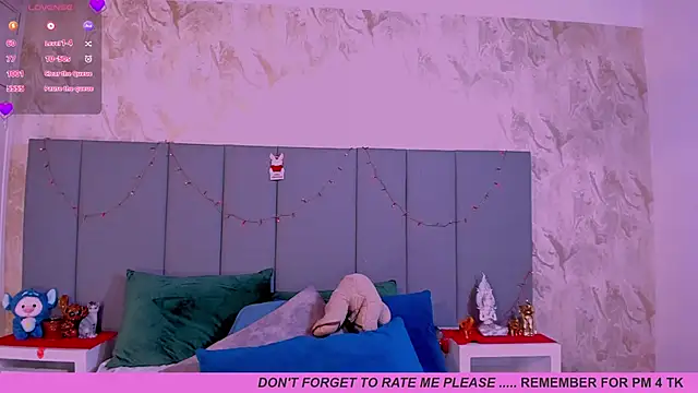 Snapshot of JulianaMiller chatting on 12-13-24, 05:16 JulianaMiller online show from 12-13-24, 05:16