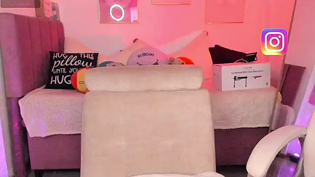 Hinataw33d01 online show from 11-06-25, 04:02