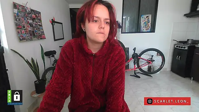 Scarletleon77 online show from 10-03-25, 01:19