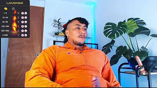 Snapshot of yosoy_enzo2020 chatting on 12-31-24, 03:55 yosoy enzo2020 online show from 12-31-24, 03:55