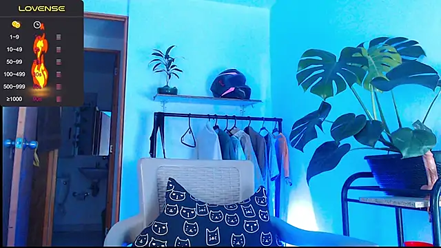 Snapshot of yosoy_enzo2020 chatting on 01-02-25, 03:05 yosoy enzo2020 online show from 01-02-25, 03:05