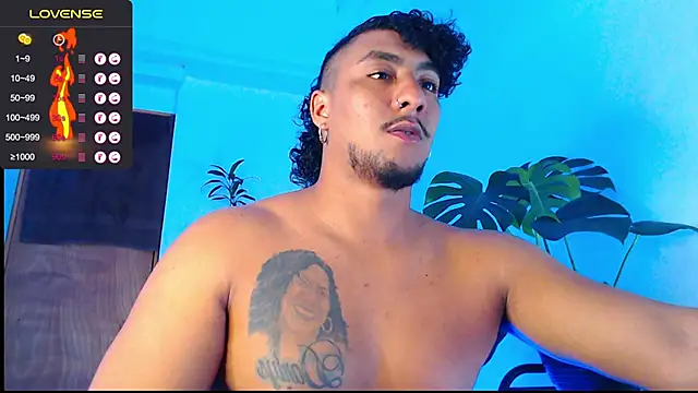 Snapshot of yosoy_enzo2020 chatting on 01-03-25, 03:05 yosoy enzo2020 online show from 01-03-25, 03:05