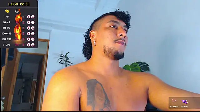 Snapshot of yosoy_enzo2020 chatting on 01-05-25, 01:24 yosoy enzo2020 online show from 01-05-25, 01:24