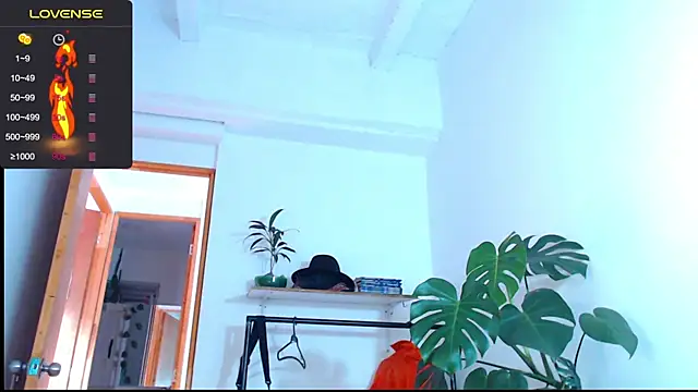 Snapshot of yosoy_enzo2020 chatting on 01-21-25, 12:29 yosoy enzo2020 online show from 01-21-25, 12:29