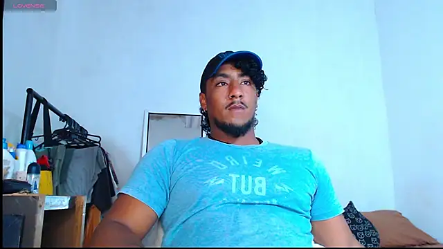 Snapshot of yosoy_enzo2020 chatting on 03-08-25, 09:40 yosoy enzo2020 online show from 03-08-25, 09:40