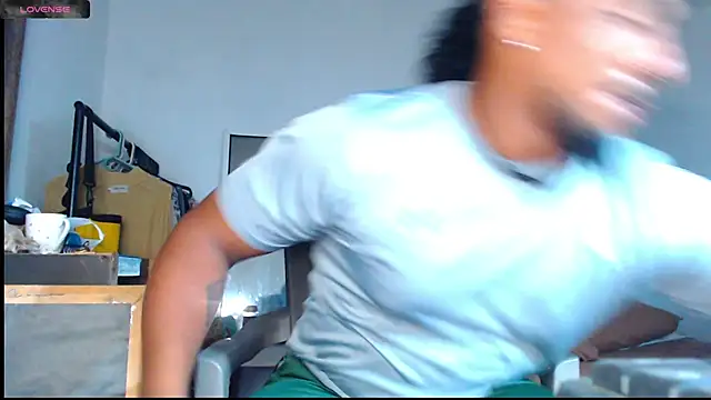 Snapshot of yosoy_enzo2020 chatting on 03-12-25, 11:44 yosoy enzo2020 online show from 03-12-25, 11:44