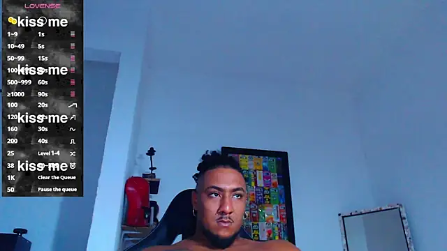 Snapshot of yosoy_enzo2020 chatting on 09-17-25, 12:18 yosoy enzo2020 online show from 09-17-25, 12:18