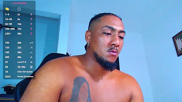 Snapshot of yosoy_enzo2020 chatting on 10-23-25, 04:34 yosoy enzo2020 online show from 10-23-25, 04:34