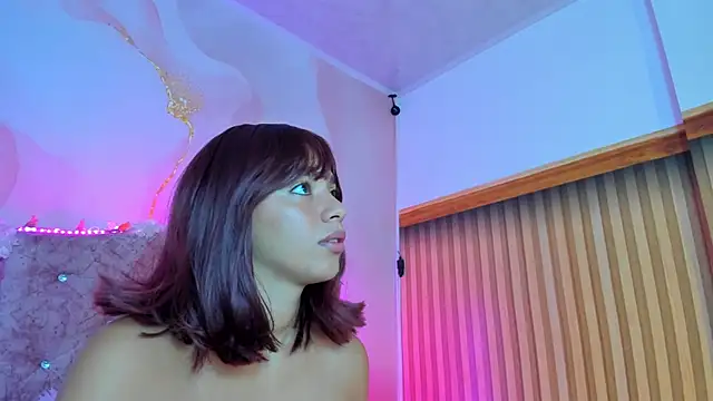 Khassia f32 online show from 03-11-25, 10:51