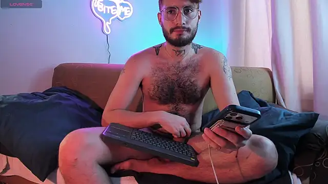 axel giracr online show from 12-15-25, 07:18