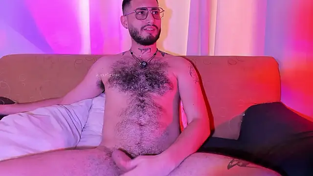 axel giracr online show from 03-14-26, 08:36