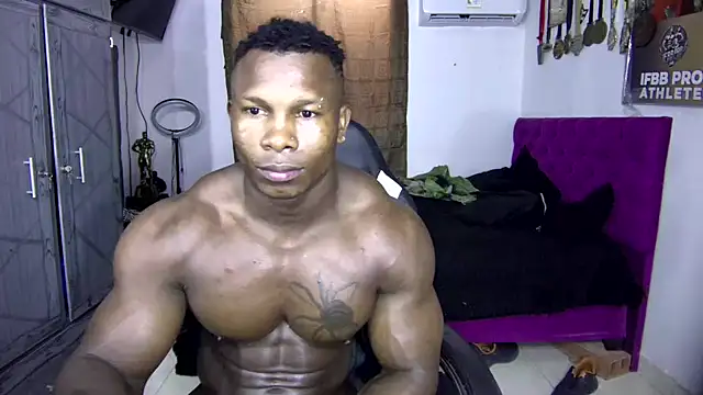 Snapshot of MedellinBlackx chatting on 11-15-25, 04:14 MedellinBlackx online show from 11-15-25, 04:14