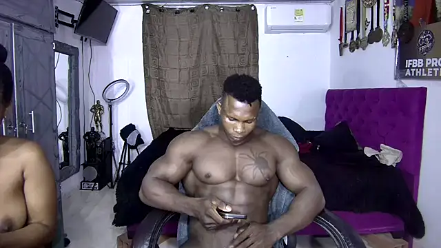 Snapshot of MedellinBlackx chatting on 11-29-25, 01:30 MedellinBlackx online show from 11-29-25, 01:30