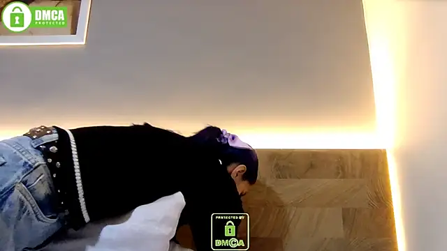 dakota senju online show from 12-31-24, 08:34