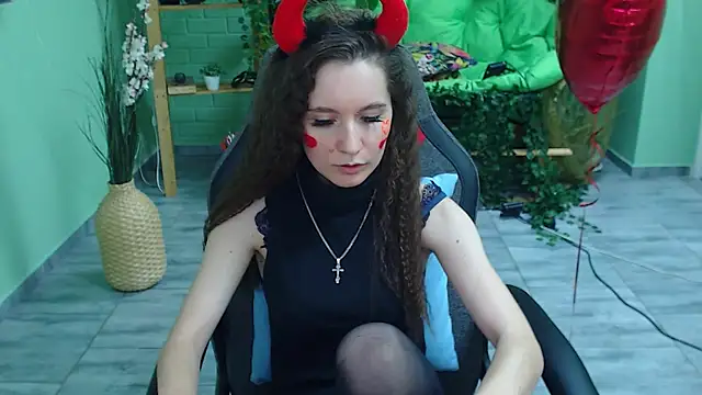 Miss Barbara  online show from 02-14-25, 10:25