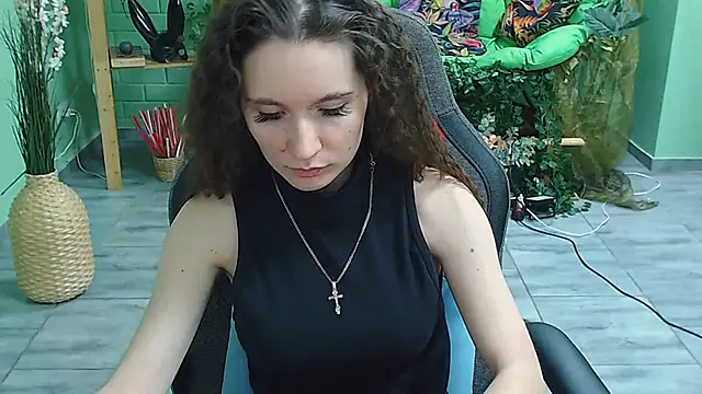 Miss Barbara  online show from 02-28-25, 12:10