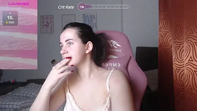 Snapshot of SweetieKendl chatting on 02-23-25, 11:36 SweetieKendl online show from 02-23-25, 11:36