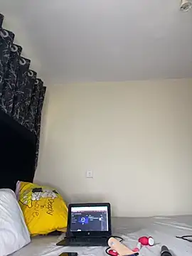 Sexy barb2 online show from 11-03-25, 09:43