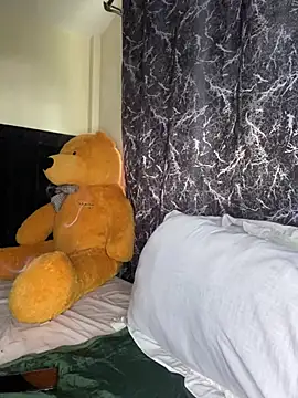 Sexy barb2 online show from 04-15-26, 09:49