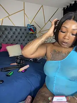 Snapshot of MakeMeCumAsia chatting on 04-15-26, 04:14 MakeMeCumAsia online show from 04-15-26, 04:14