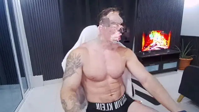 YourHotGreg online show from 05-28-26, 03:48