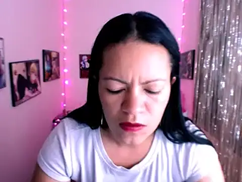 Cristal w online show from 01-16-25, 06:59