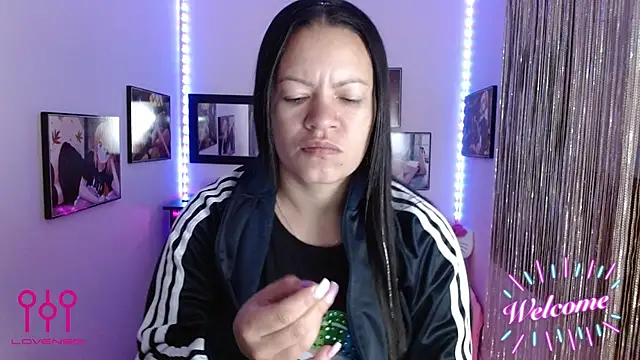 Cristal w online show from 09-10-25, 12:49