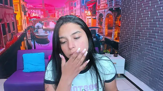 Snapshot of Small_naughty_ chatting on 02-16-26, 03:52 Small naughty online show from 02-16-26, 03:52