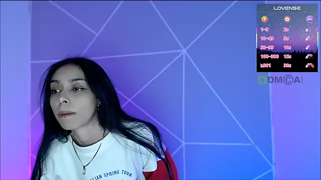 lilylouisee online show from 06-18-26, 12:33