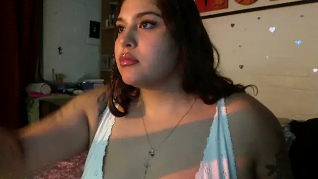 Snapshot of dreamgirl_sweet chatting on 05-15-26, 10:50 dreamgirl sweet online show from 05-15-26, 10:50