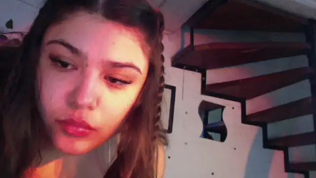 Snapshot of dreamgirl_sweet chatting on 07-19-26, 06:17 dreamgirl sweet online show from 07-19-26, 06:17