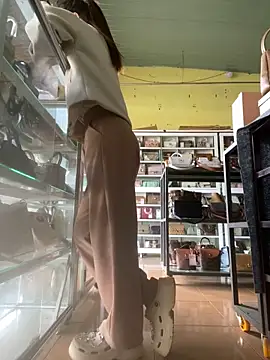 Rosa 998 online show from 12-18-25, 01:00