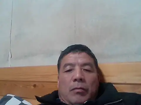 Snapshot of Beijing2000 chatting on 02-15-25, 01:27 Beijing2000 online show from 02-15-25, 01:27