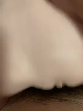 Snapshot of Beijing2000 chatting on 11-11-25, 07:19 Beijing2000 online show from 11-11-25, 07:19