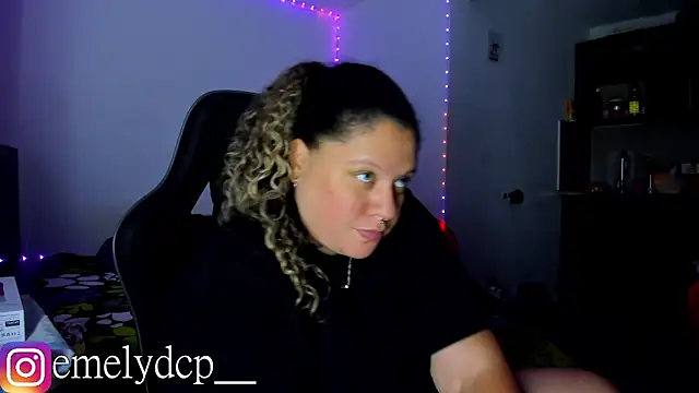 mariana maze online show from 09-25-25, 06:06