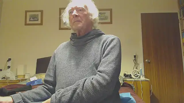 Snapshot of WaverlyKernow chatting on 01-04-25, 09:20 WaverlyKernow online show from 01-04-25, 09:20