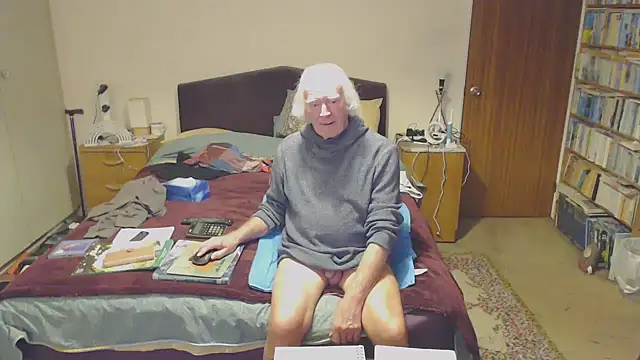 Snapshot of WaverlyKernow chatting on 01-09-25, 03:23 WaverlyKernow online show from 01-09-25, 03:23