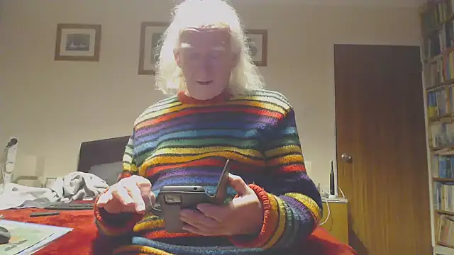 WaverlyKernow online show from 01-06-26, 04:11