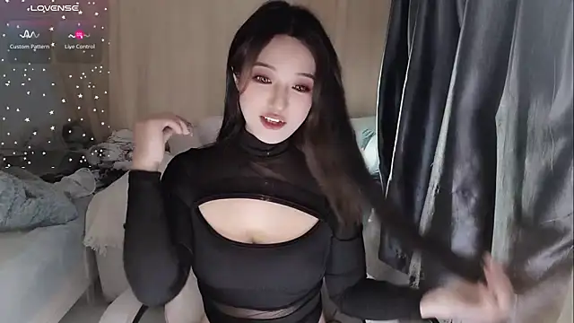 Ti amo UU online show from 01-31-25, 07:29