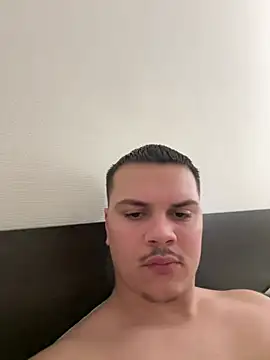 Cocoonefiree online show from 02-18-25, 07:30