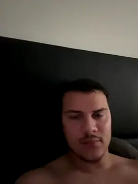 Cocoonefiree online show from 09-25-25, 01:04