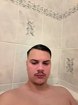 Cocoonefiree online show from 03-12-26, 12:55