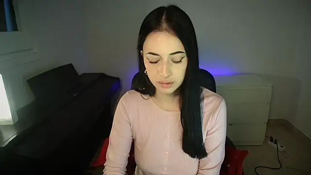 Windy butterfly online show from 12-14-25, 03:28