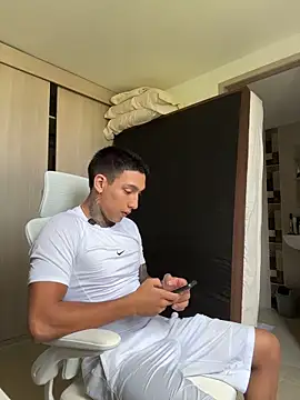 sendfer online show from 11-04-25, 08:41