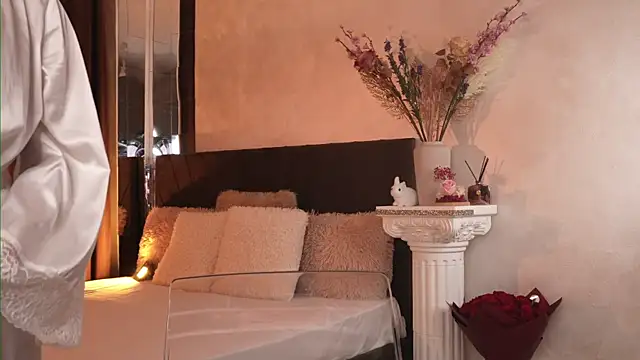 VictoriaMorrone online show from 04-08-26, 03:28